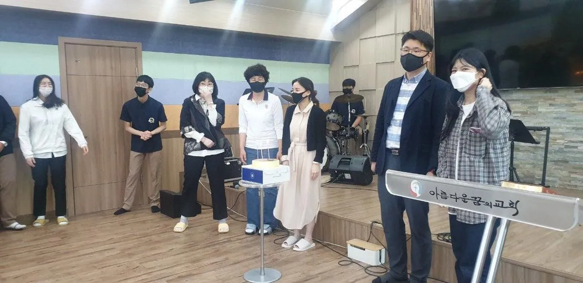학생들이 준비한 스승의 날 사진 2